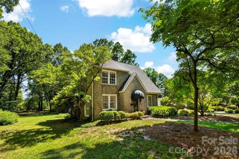 1211 S Belvedere Avenue Gastonia NC 28054