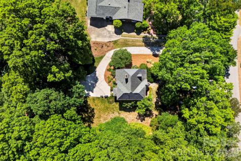 1211 S Belvedere Avenue Gastonia NC 28054