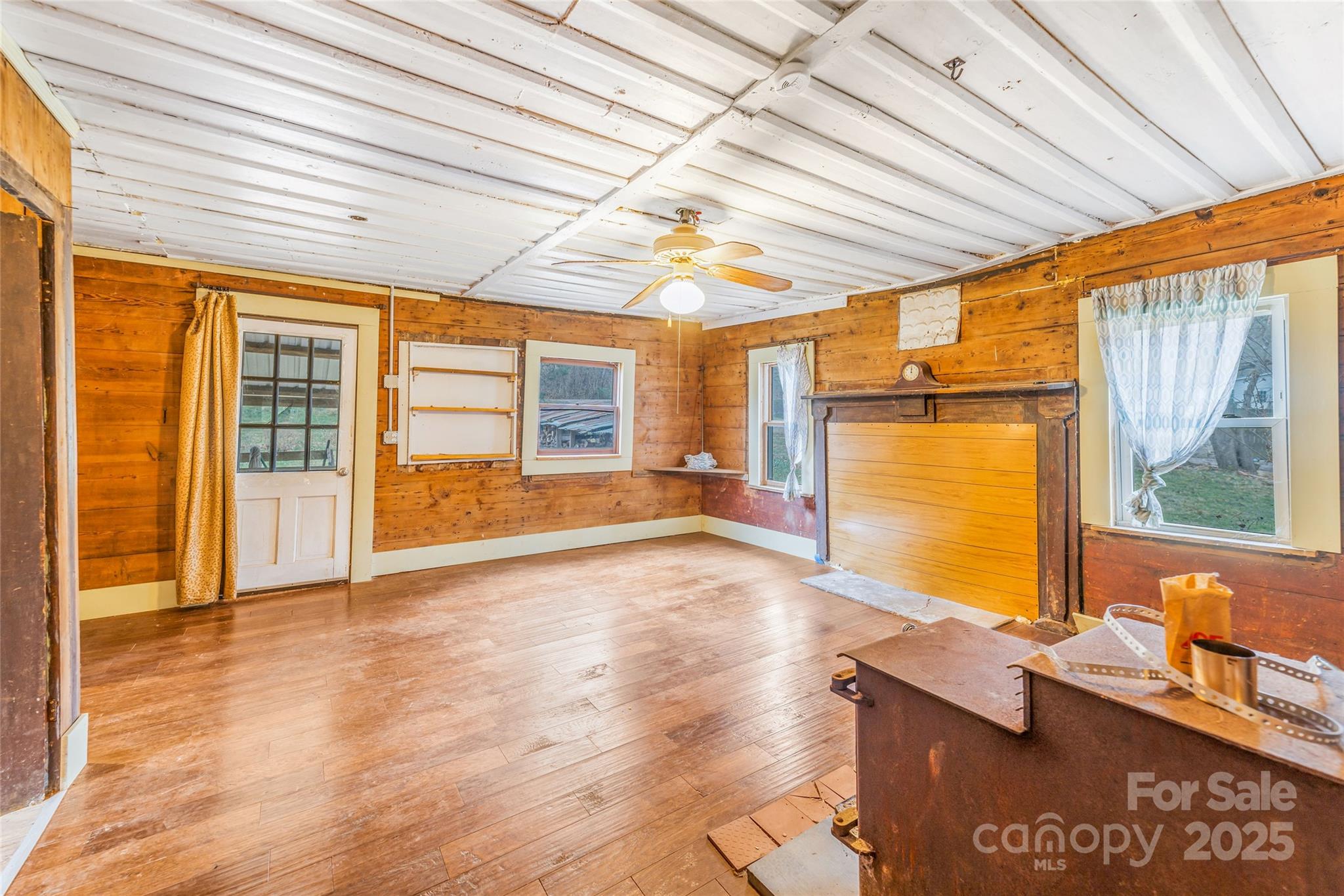 1 Mustang Drive Leicester NC 28748