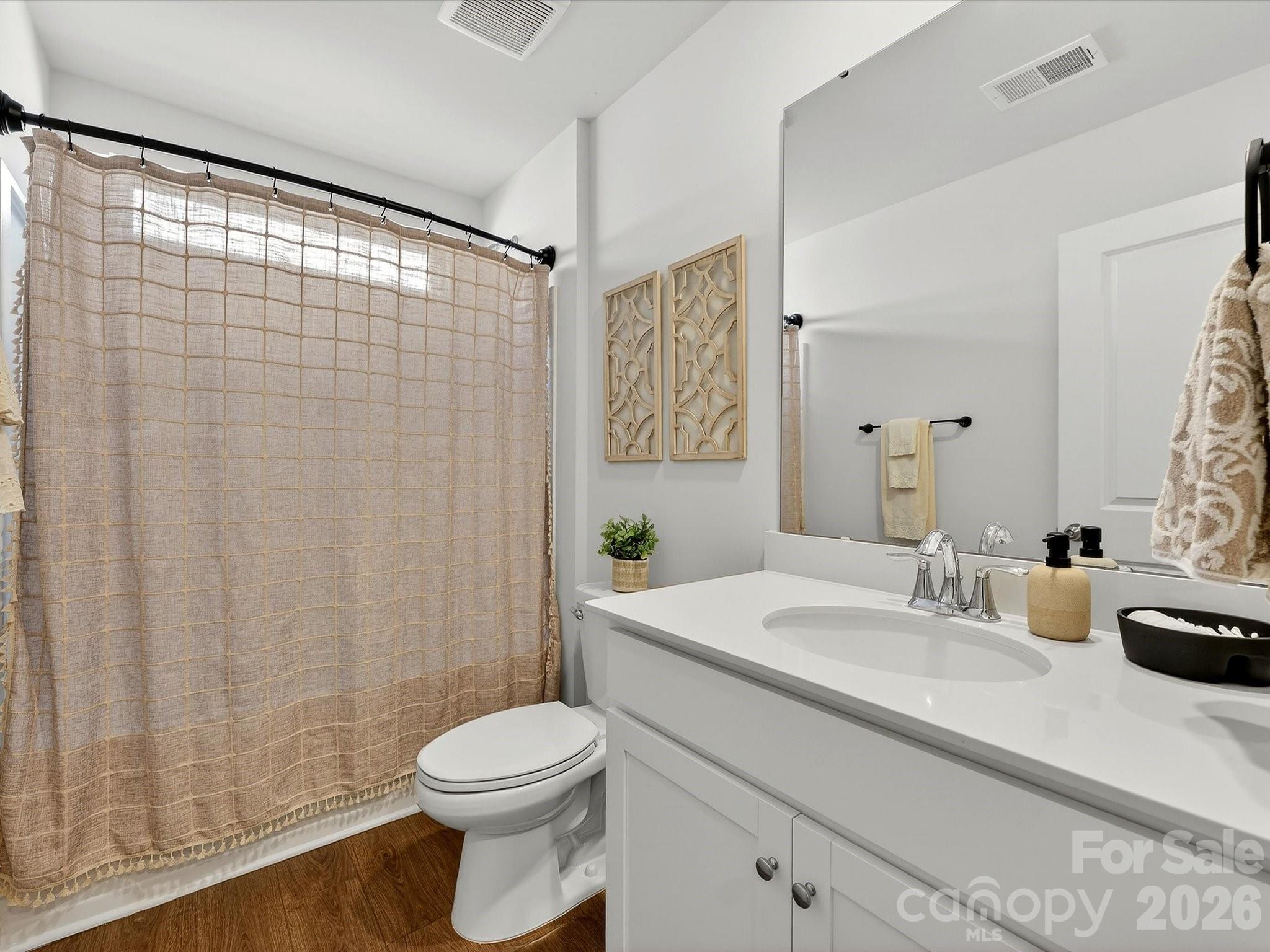 15748 Country House Street Charlotte NC 28273