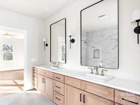 296 Carriage Summitt Way Hendersonville NC 28791