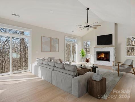 296 Carriage Summitt Way Hendersonville NC 28791