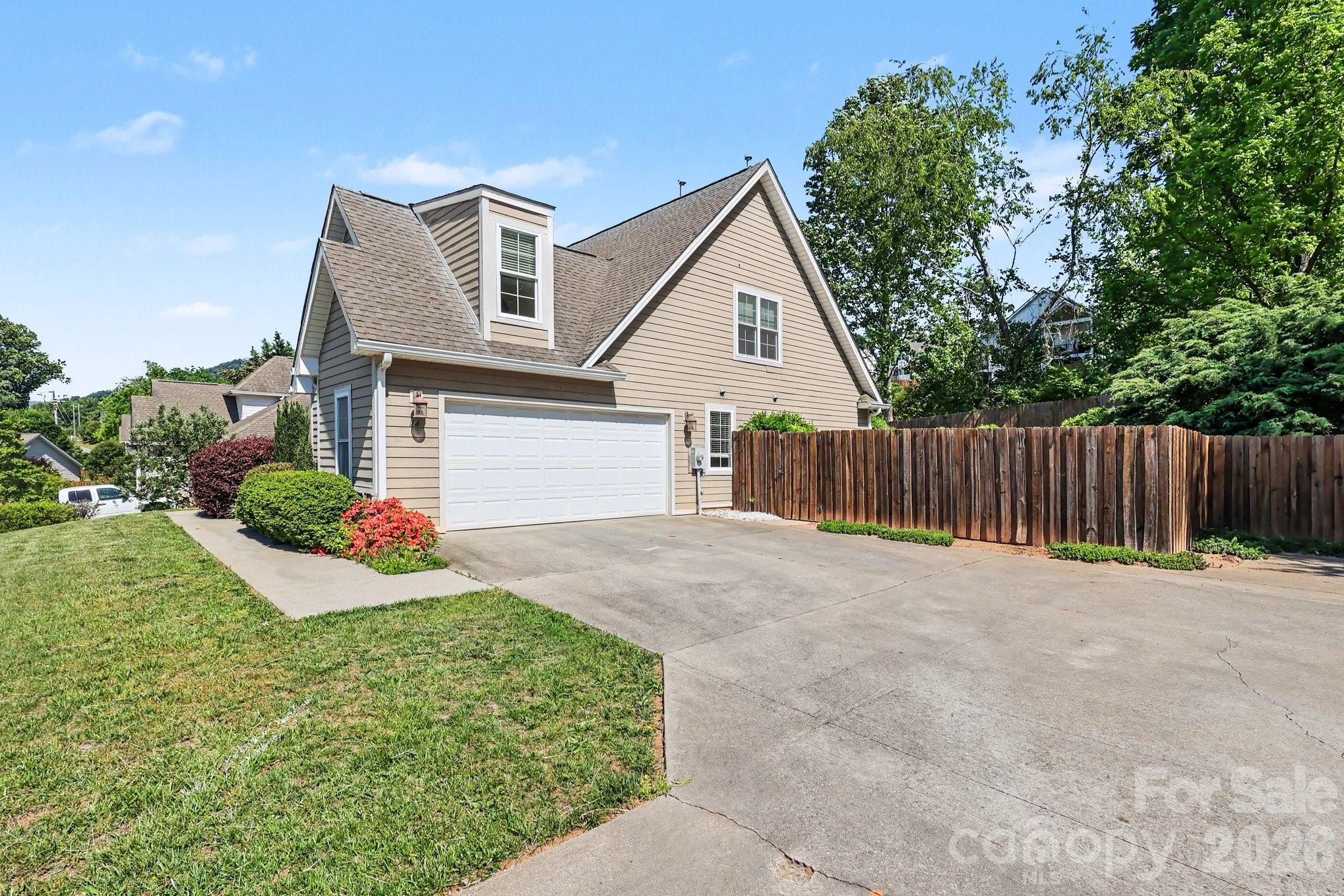 14 Halyn Lane Arden NC 28704