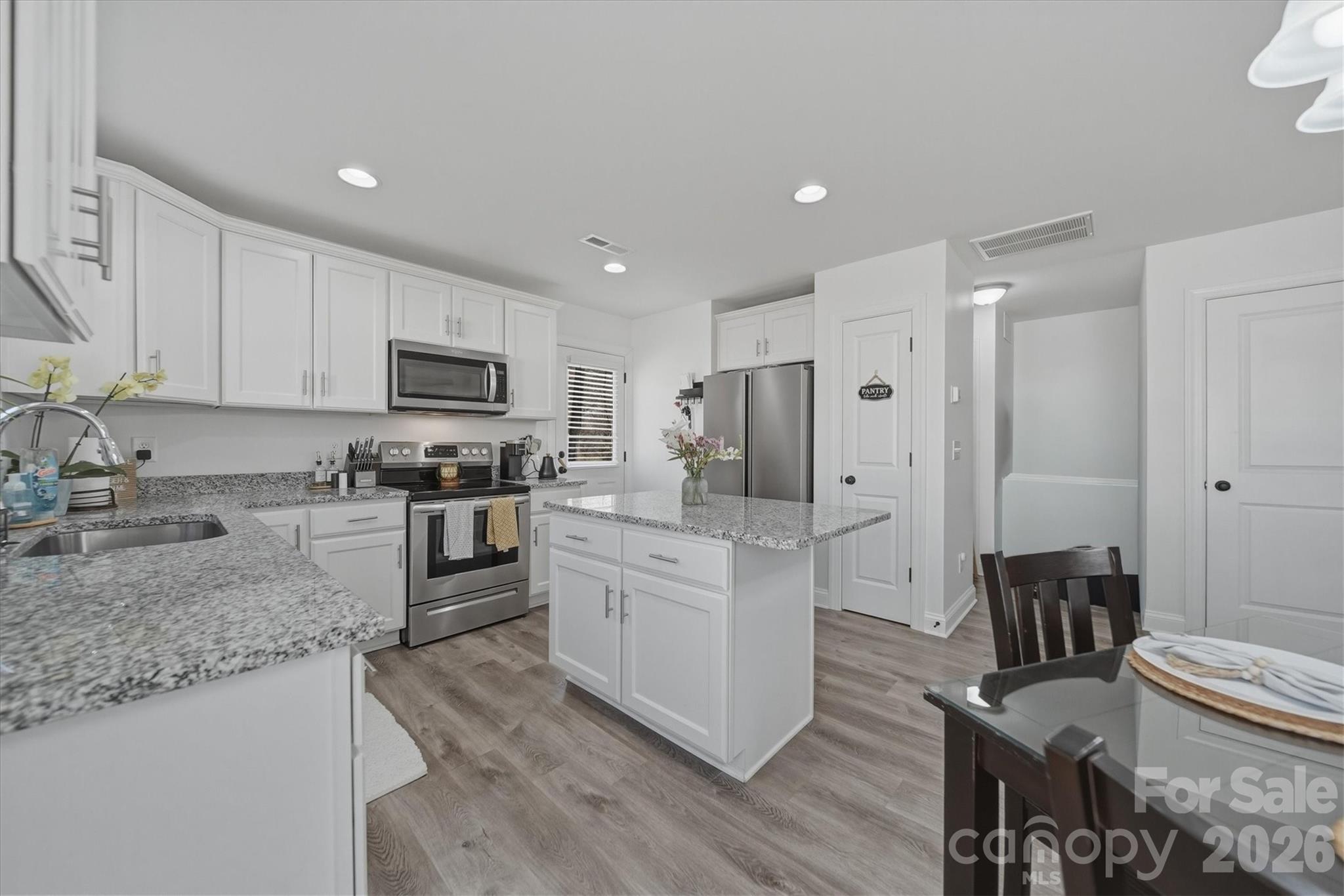 406 Ruth Avenue Kannapolis NC 28083