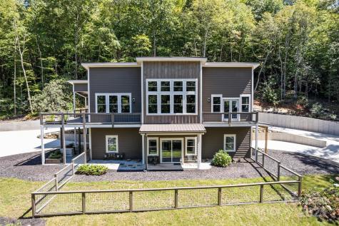 1185 Wallalieu Road Otto NC 28763