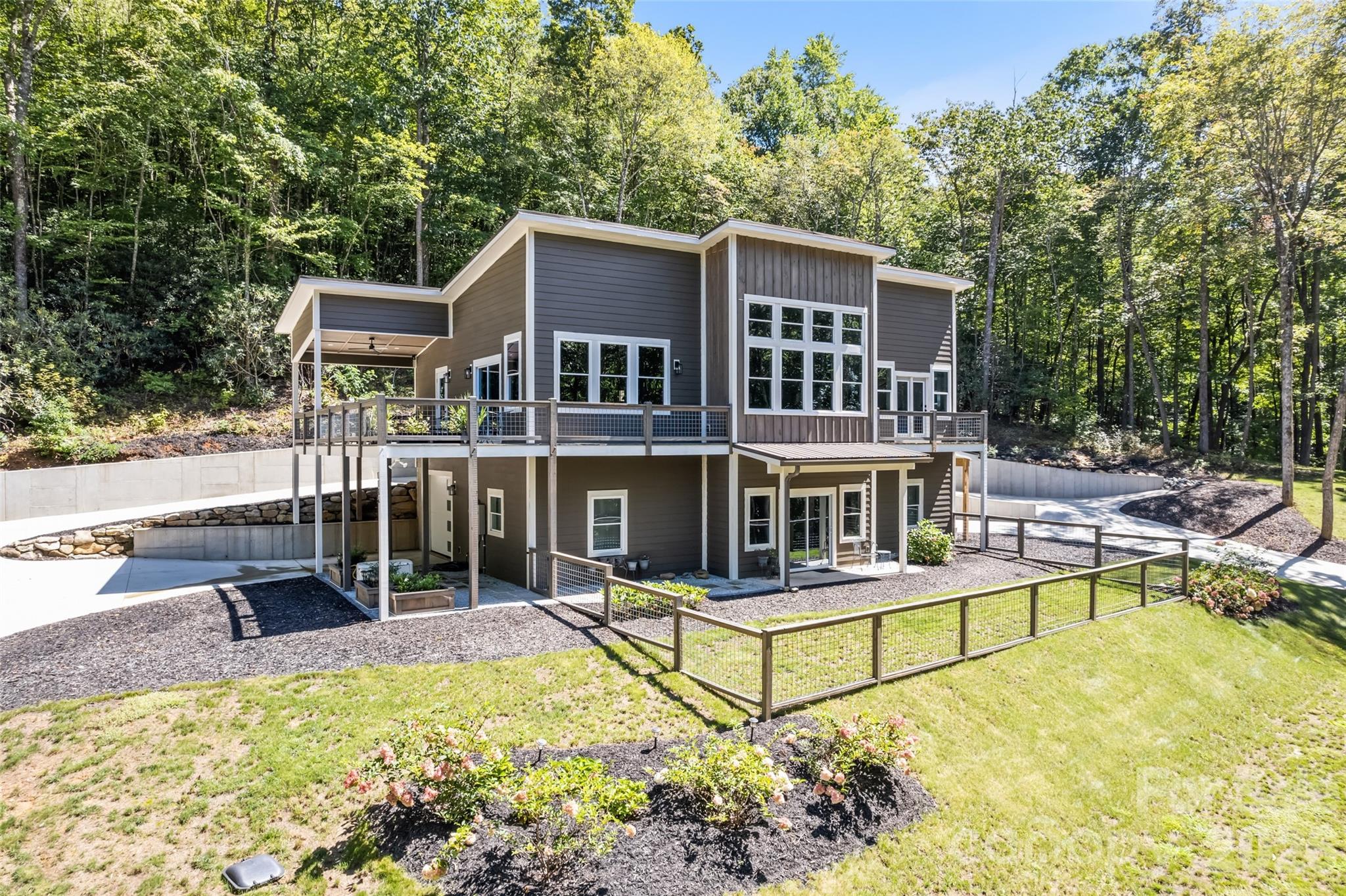 1185 Wallalieu Road Otto NC 28763