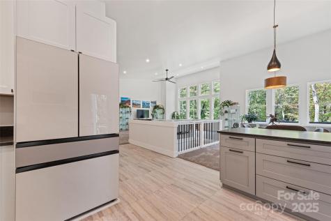 1185 Wallalieu Road Otto NC 28763