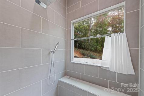 1185 Wallalieu Road Otto NC 28763