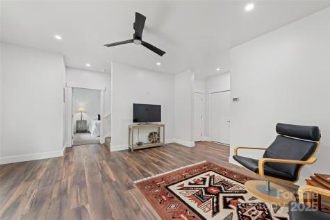 1185 Wallalieu Road Otto NC 28763