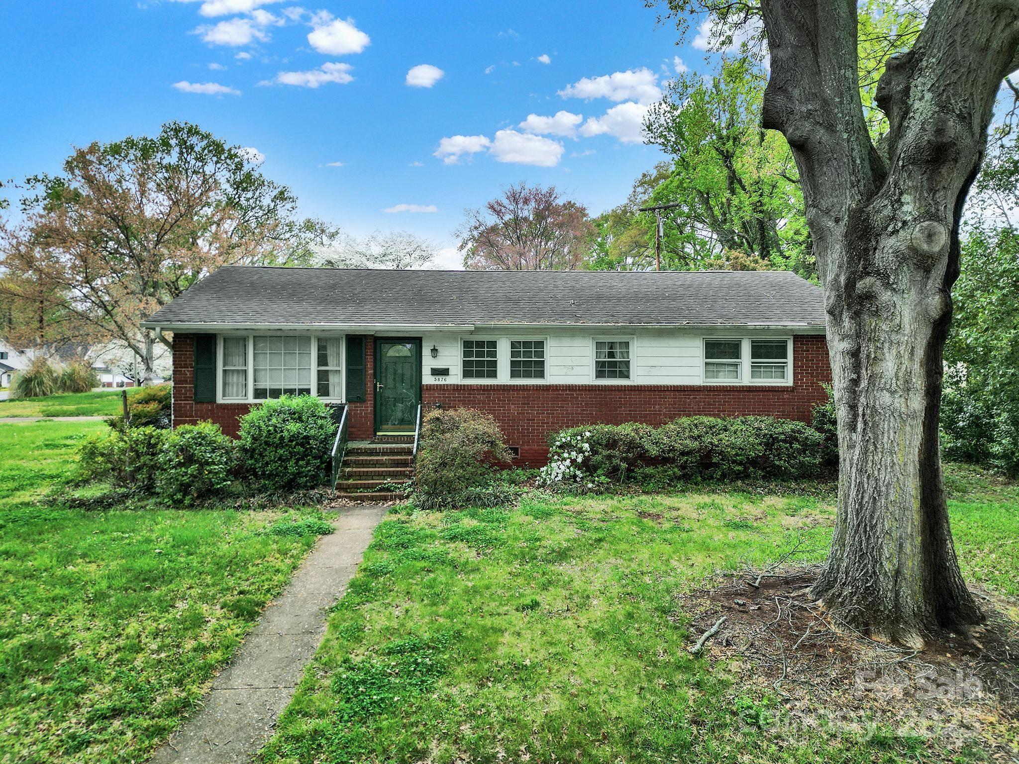 5876 Wedgewood Drive Charlotte NC 28210