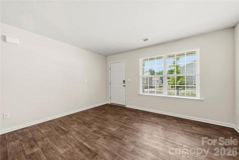 2209 Lilium Drive Charlotte NC 28216