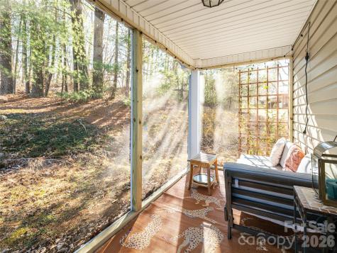 44 Presbyterian Church Road Mills River NC 28759