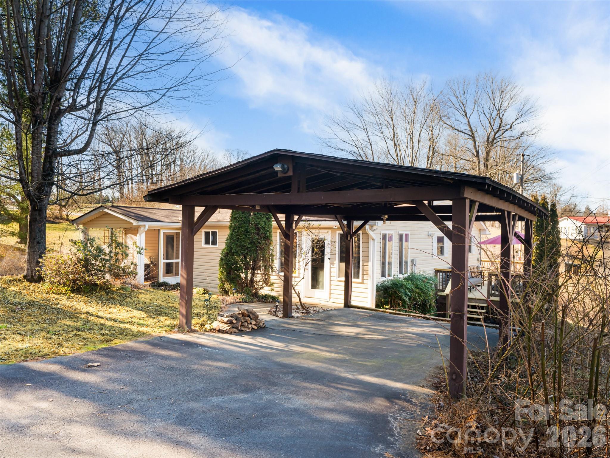 44 Presbyterian Church Road Mills River NC 28759