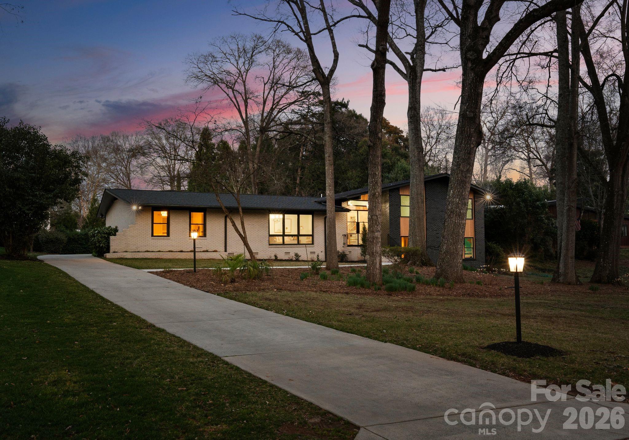 823 Wingrave Drive Charlotte NC 28270