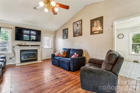 120 Chapel Court Salisbury NC 28147