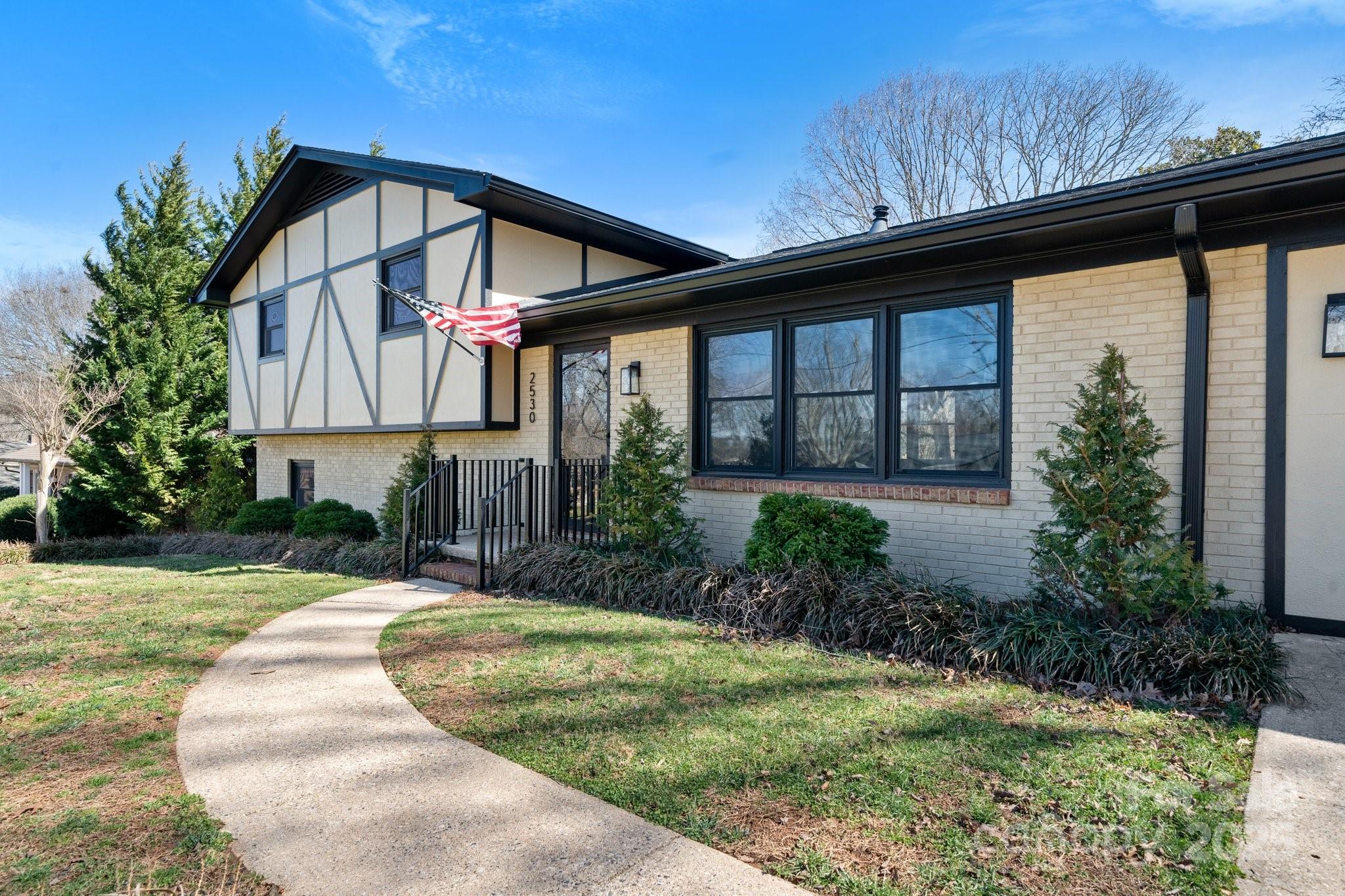 2530 31st Street Drive NE Hickory NC 28601