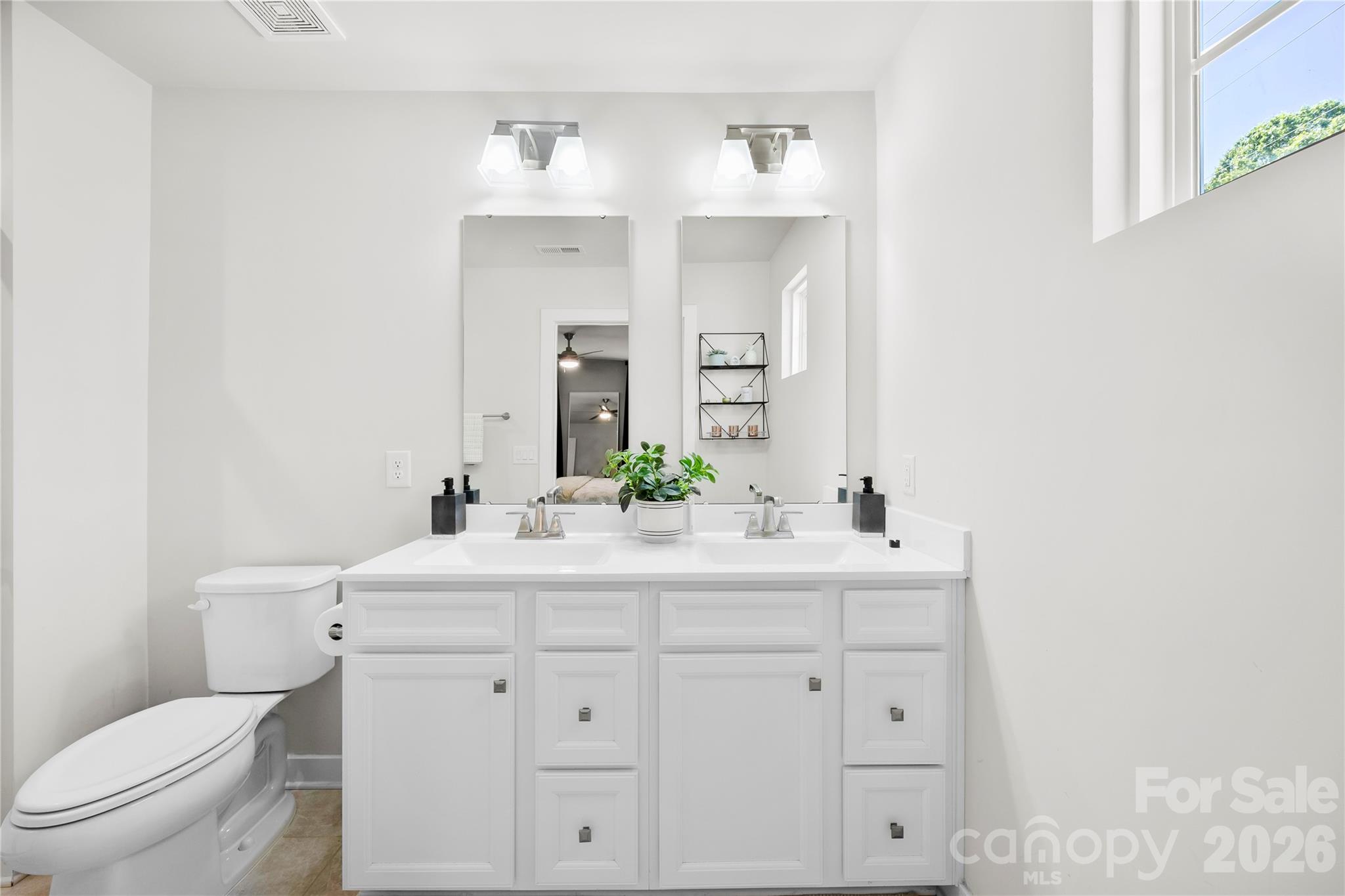 4105 Jones Creek Lane Charlotte NC 28215