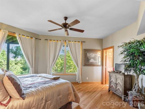 350 Ball Camp Road Burnsville NC 28714