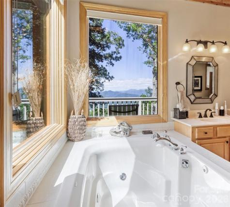 350 Ball Camp Road Burnsville NC 28714