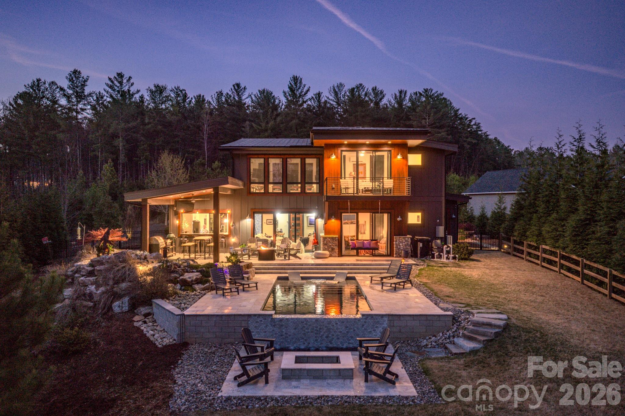 Morganton NC, 2063 W Bluewater Drive