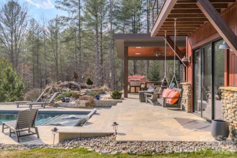 2063 W Bluewater Drive Morganton NC 28655