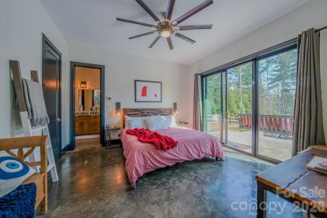 2063 W Bluewater Drive Morganton NC 28655