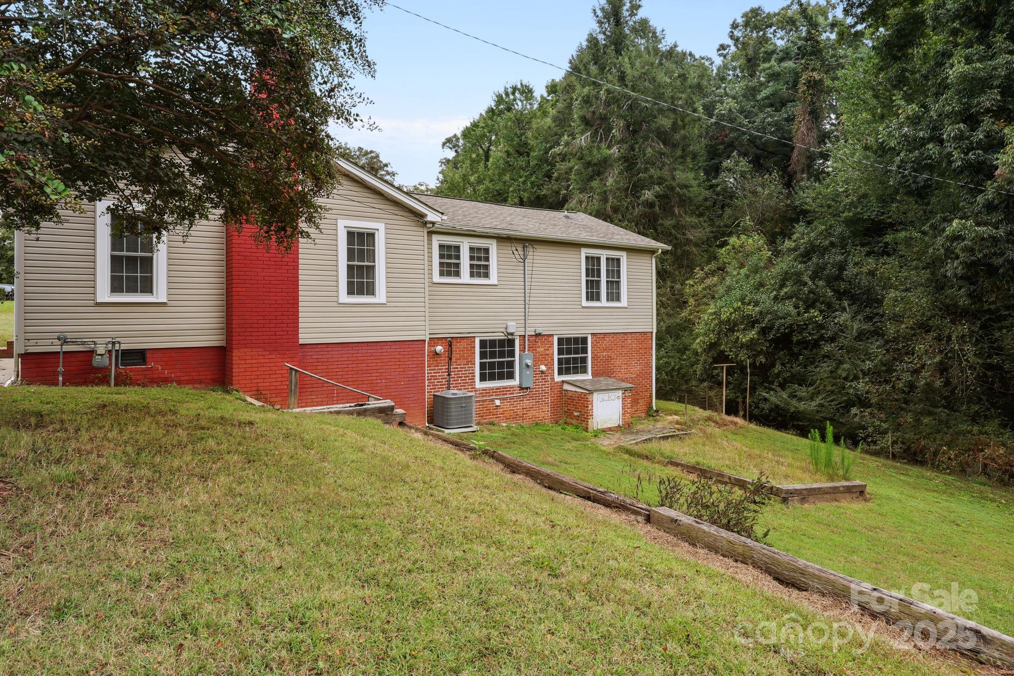1813 Kingsley Drive Albemarle NC 28001