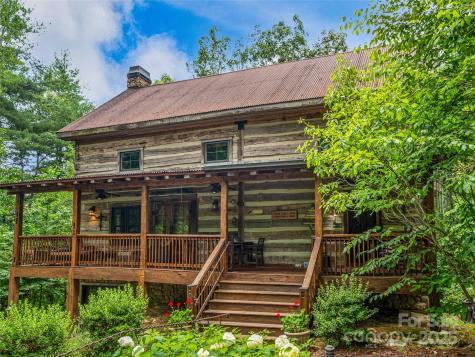 69 Dogwood Branch Lane Zirconia NC 28790