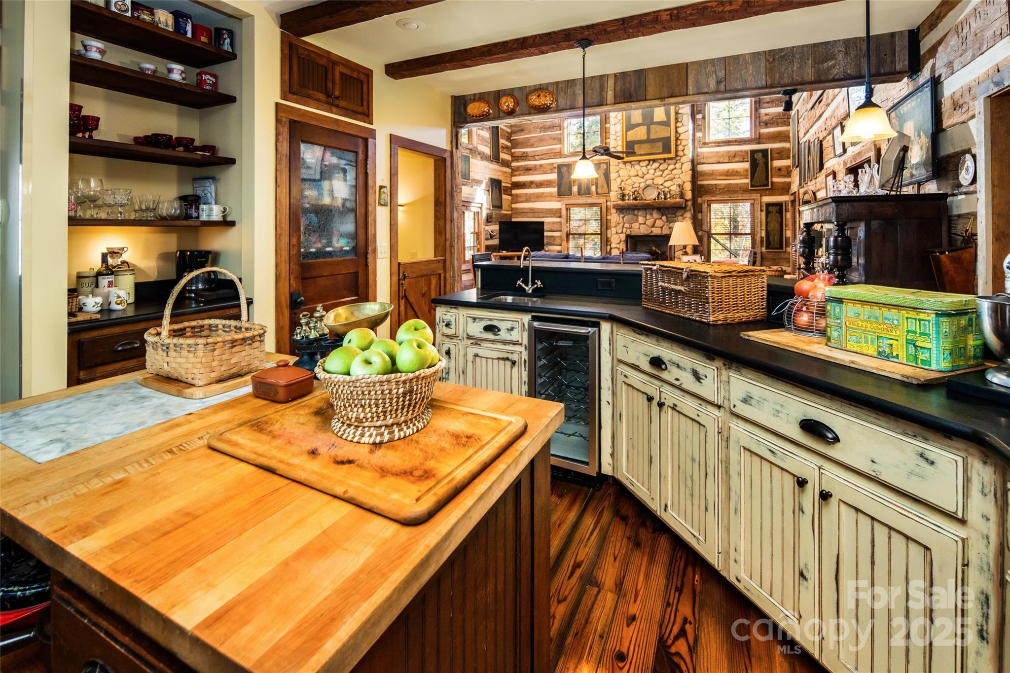 69 Dogwood Branch Lane Zirconia NC 28790