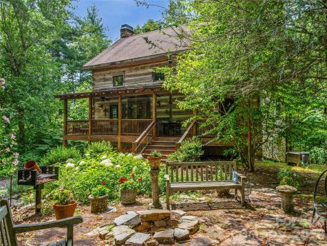 69 Dogwood Branch Lane Zirconia NC 28790