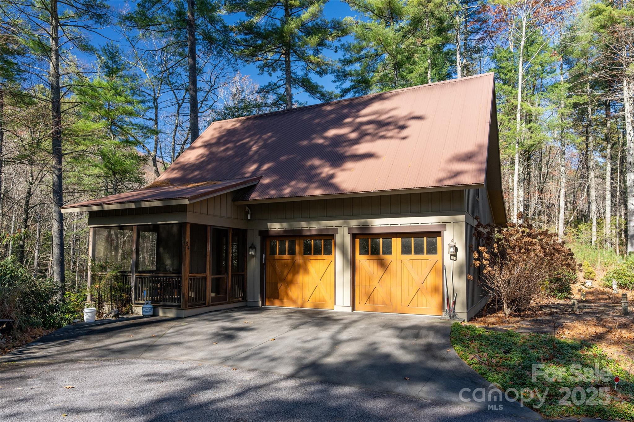 69 Dogwood Branch Lane Zirconia NC 28790