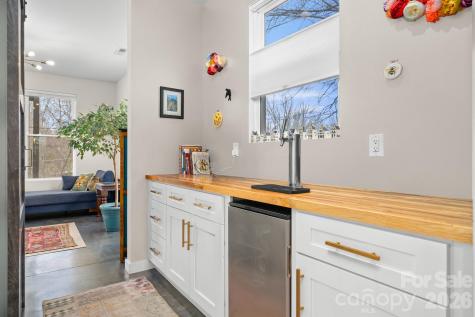 21 Boyd Avenue Asheville NC 28806