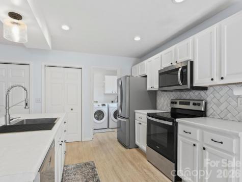 1 Mosers Place Candler NC 28715