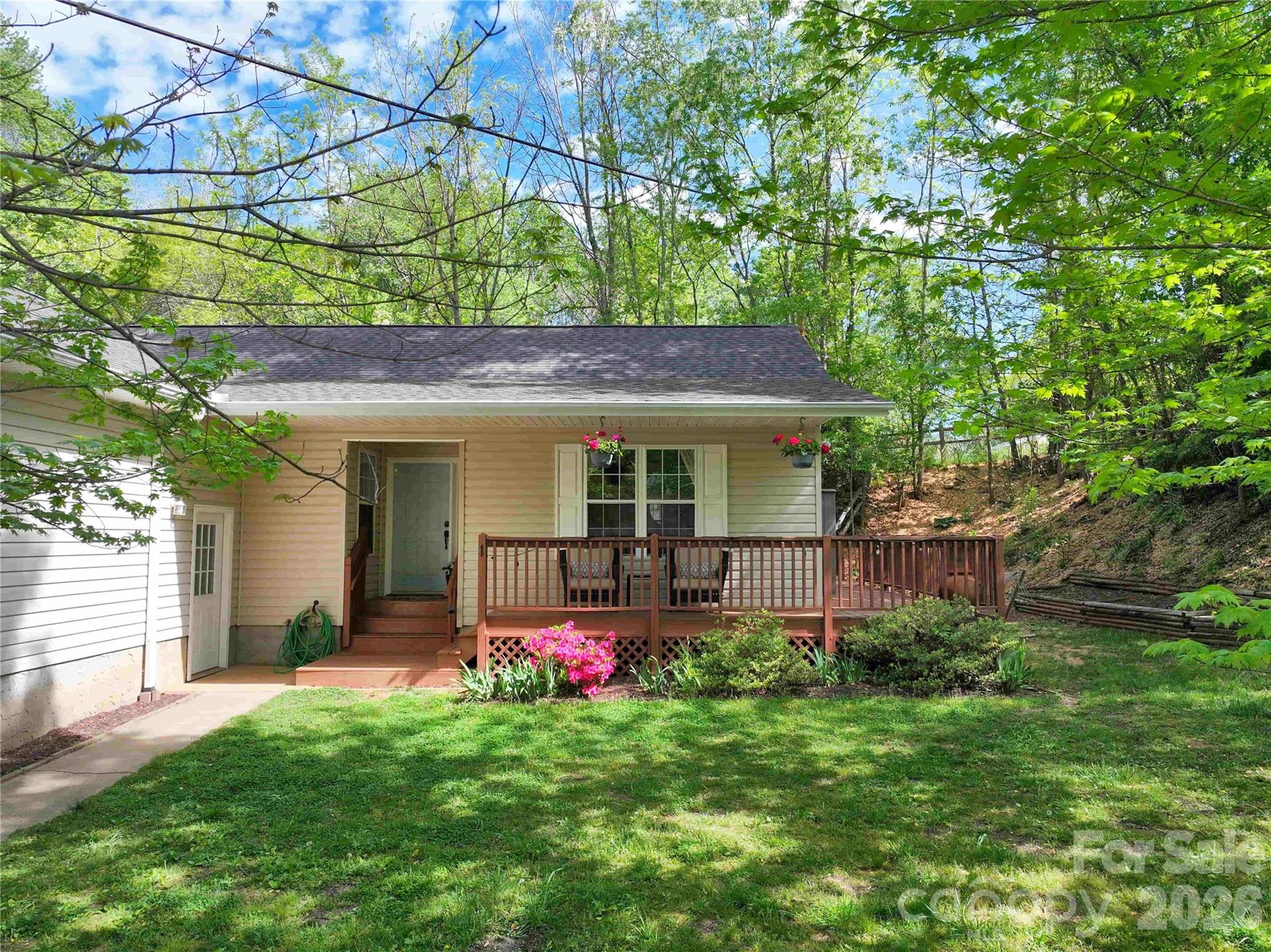 1 Mosers Place Candler NC 28715