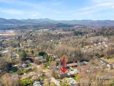 1 Mosers Place Candler NC 28715