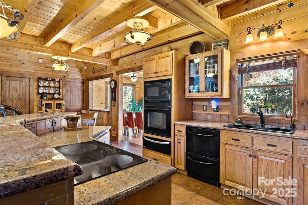 163 Gypsy Mountain Road Marion NC 28752