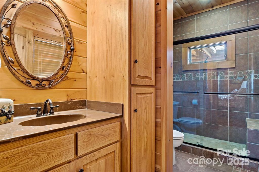 163 Gypsy Mountain Road Marion NC 28752