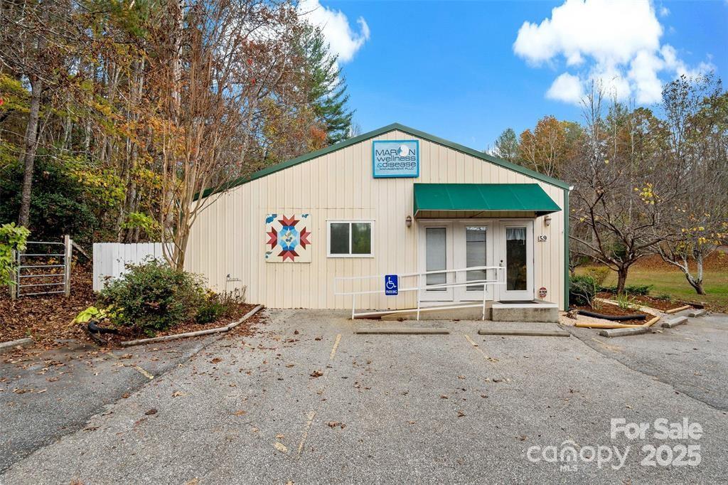 163 Gypsy Mountain Road Marion NC 28752