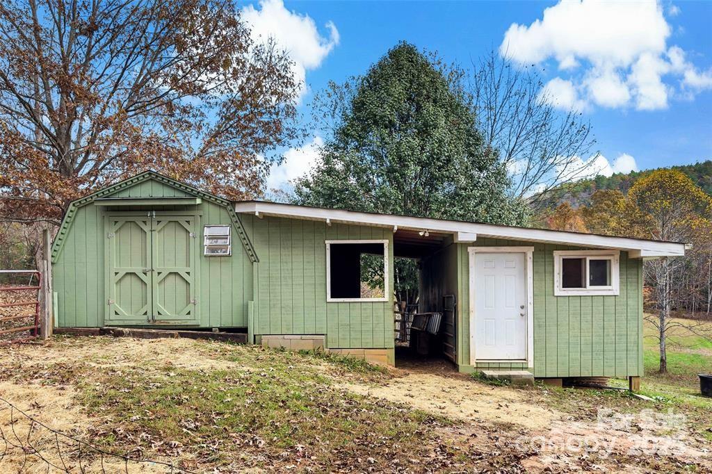 163 Gypsy Mountain Road Marion NC 28752