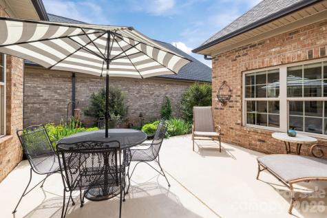 5235 Courtyard Lane Belmont NC 28012