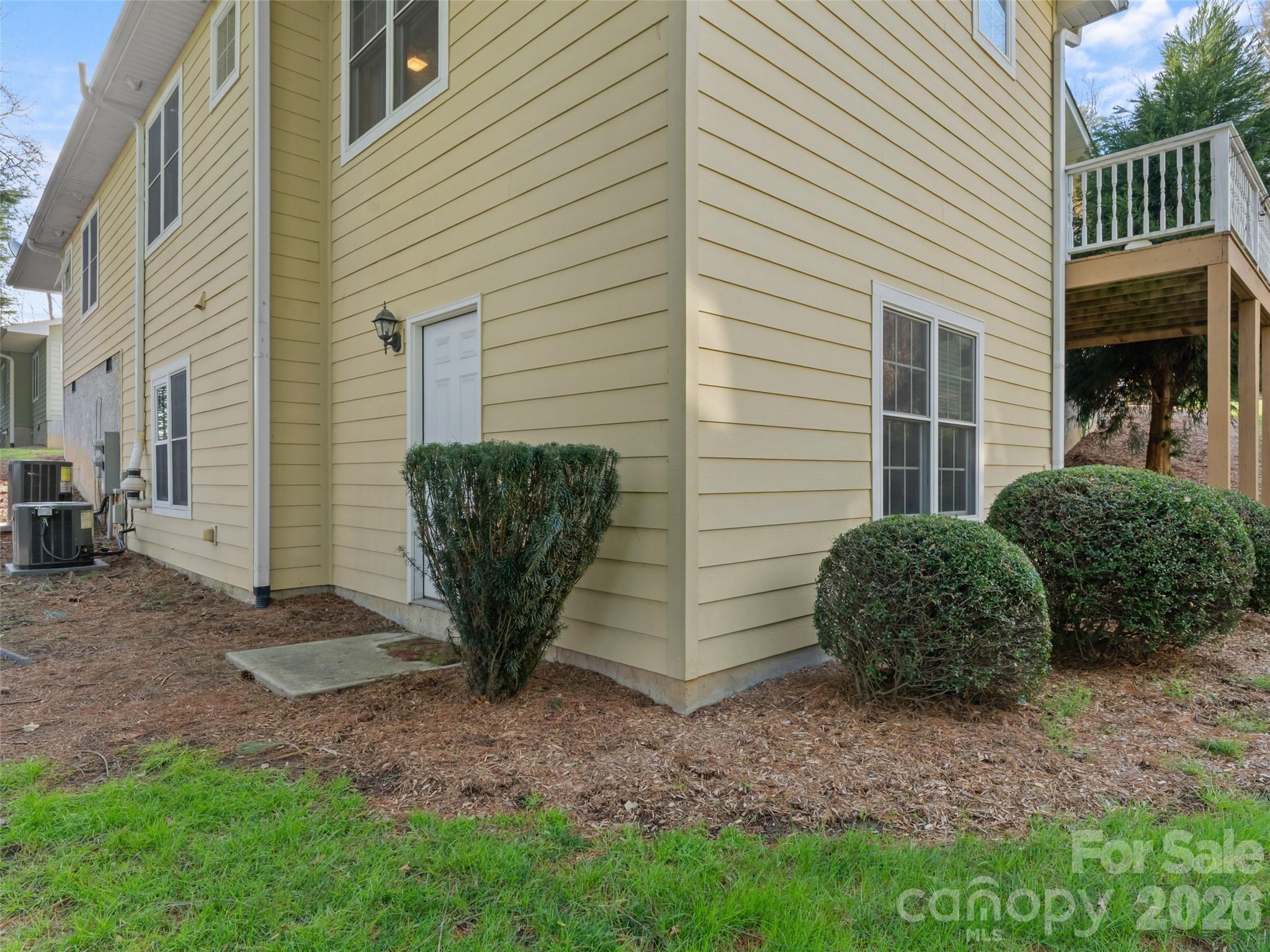 40 Spring Village Lane Hendersonville NC 28739