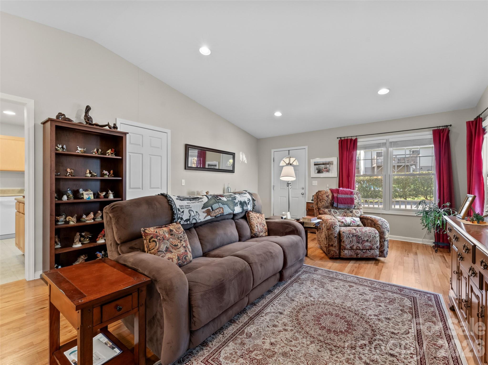 40 Spring Village Lane Hendersonville NC 28739