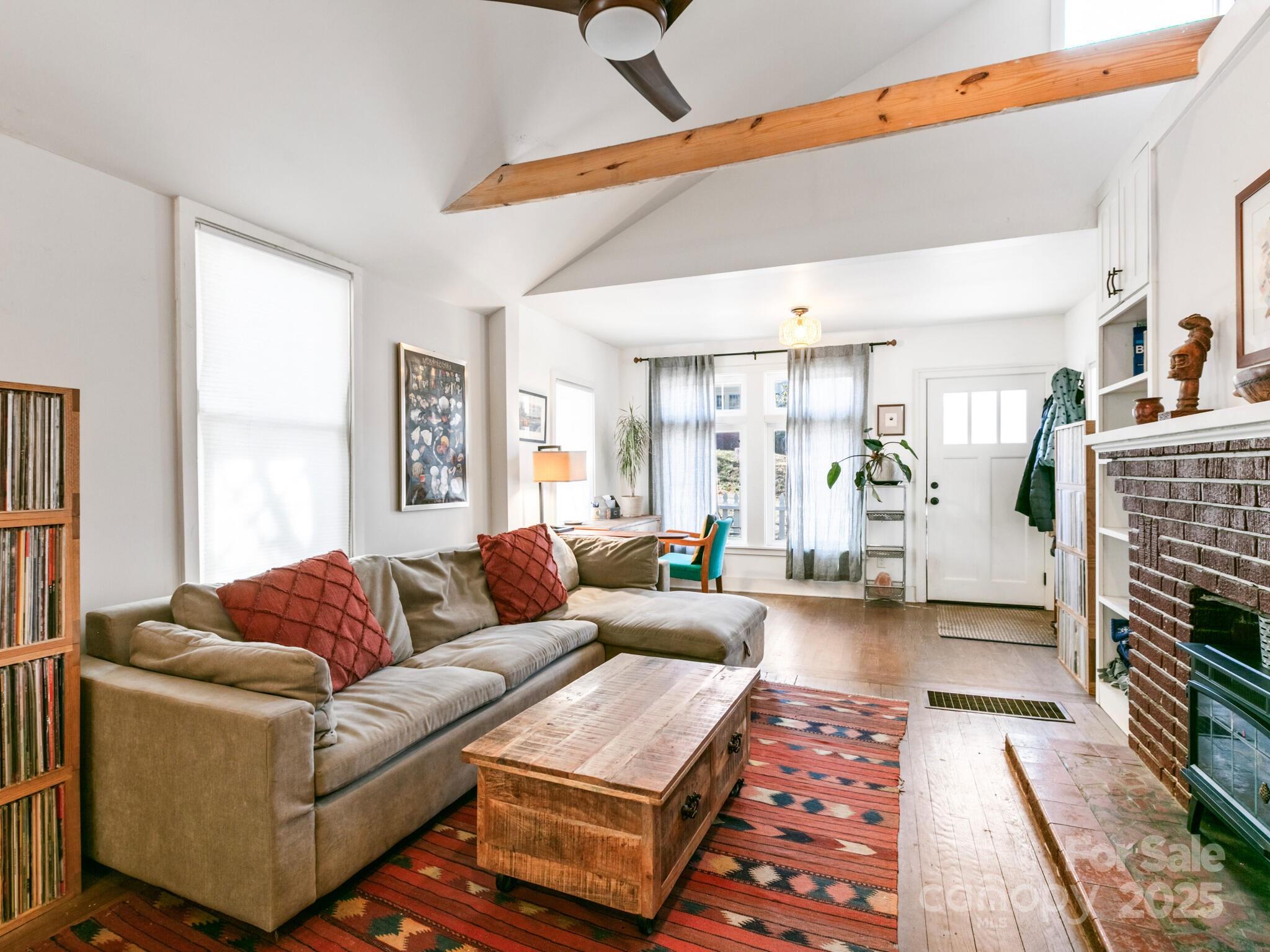 26 Wamboldt Avenue Asheville NC 28806