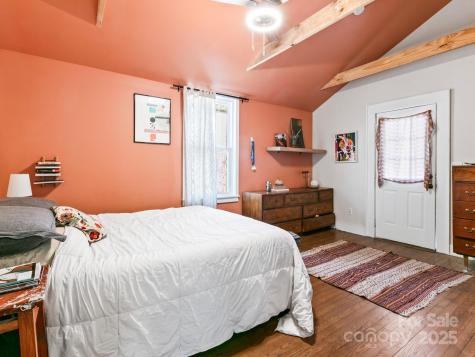 26 Wamboldt Avenue Asheville NC 28806