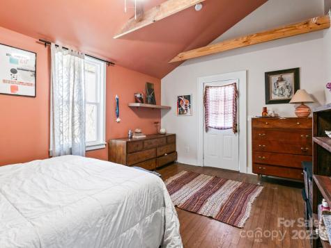 26 Wamboldt Avenue Asheville NC 28806