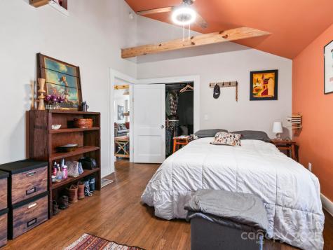 26 Wamboldt Avenue Asheville NC 28806