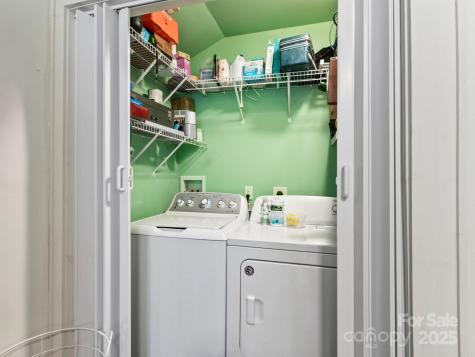 26 Wamboldt Avenue Asheville NC 28806