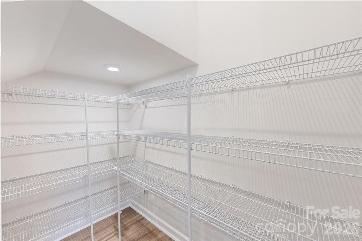 6013 Longar Lane Charlotte NC 28269