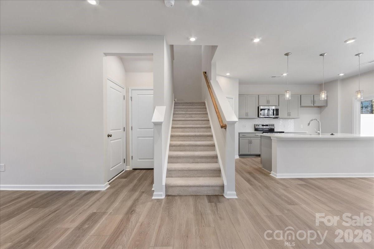 6013 Longar Lane Charlotte NC 28269