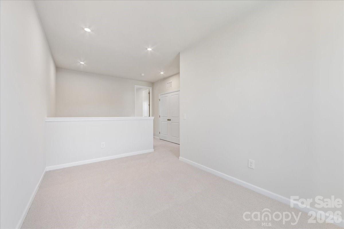 6013 Longar Lane Charlotte NC 28269